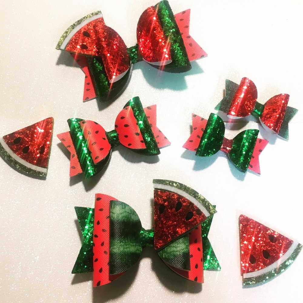Watermelon 🍉 hair bows on alligator 🐊 clips bow